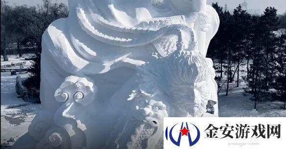 怪猎荒野锁刃龙雪雕完工！官方下场还原度超高！