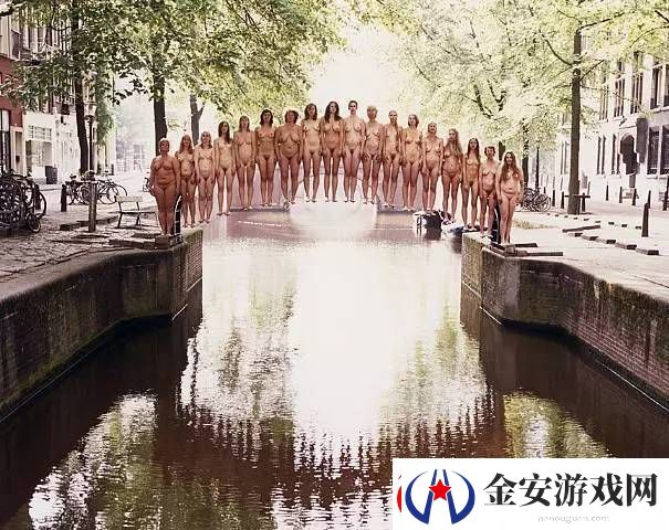 裸体都市