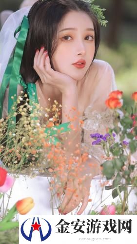 笑死！一面膜胸口一面吃下部位片段：你敢尝试这个奇葩新“流行”吗？