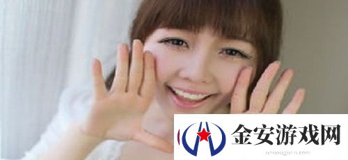 妈妈总是半夜装睡配合孩子