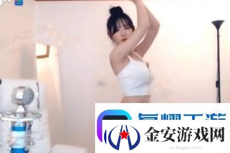 扒开❌狂揉❌喷水短视频