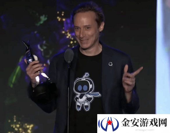 宇宙机器人再拿年度游戏！总监颁奖典礼上致敬任天堂