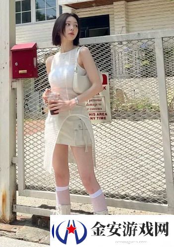 续父开了续女包高清展现时尚魅力网友