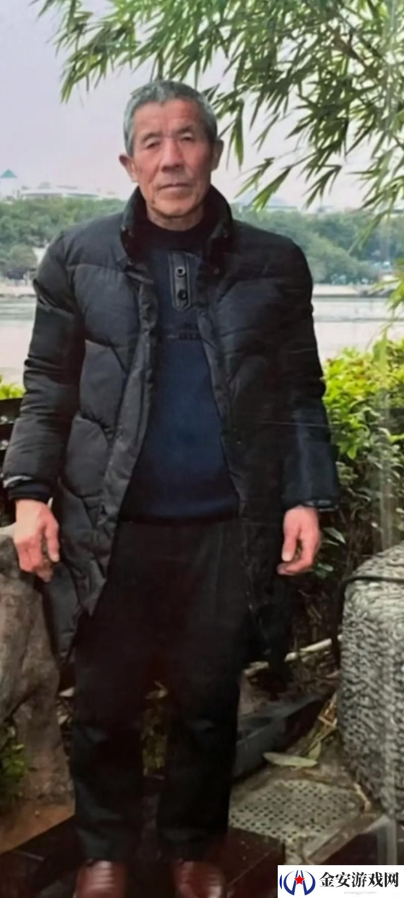 父亲开了两个女儿包最新动态