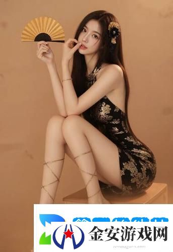 女孩直播遭遇网暴：“女学生被-c-扒衣服英文网站”成为热搜，网友警告：娱乐化暴力不能继续！